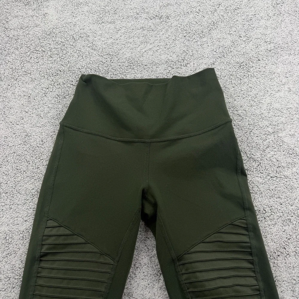 ALO Yoga item alo